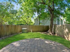 35 N Walden Elms Circle, The Woodlands TX 77382