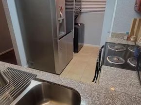 1516 Bay Area Boulevard B8, Houston TX 77058