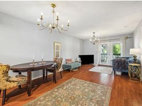 1516 Bay Area Boulevard B8, Houston TX 77058