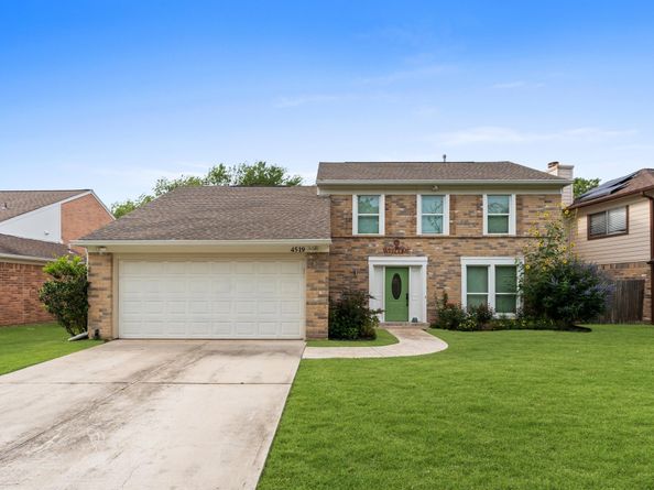 4519 Pioneer Trail, Sugar Land TX 77479