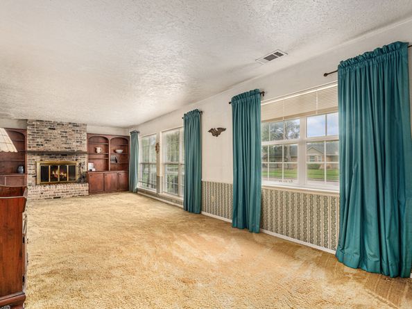 8019 Sharpview Drive, Houston TX 77036