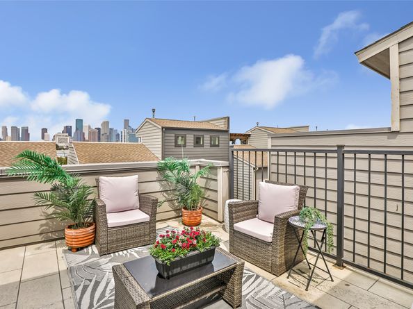 1310 Roberts Street, Houston TX 77003