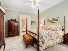 13611 N Tracewood Bend, Houston TX 77077