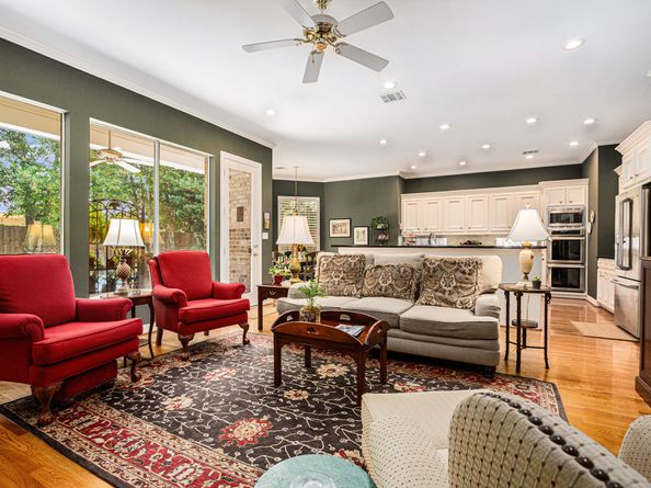 13611 N Tracewood Bend, Houston TX 77077
