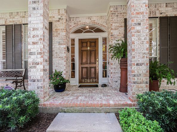 13611 N Tracewood Bend, Houston TX 77077