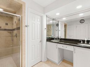 3350 Mccue Road 1901, Houston TX 77056