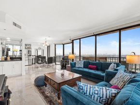 3350 Mccue Road 1901, Houston TX 77056