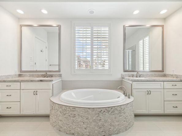 1206 Lake Pointe Parkway, Sugar Land TX 77478