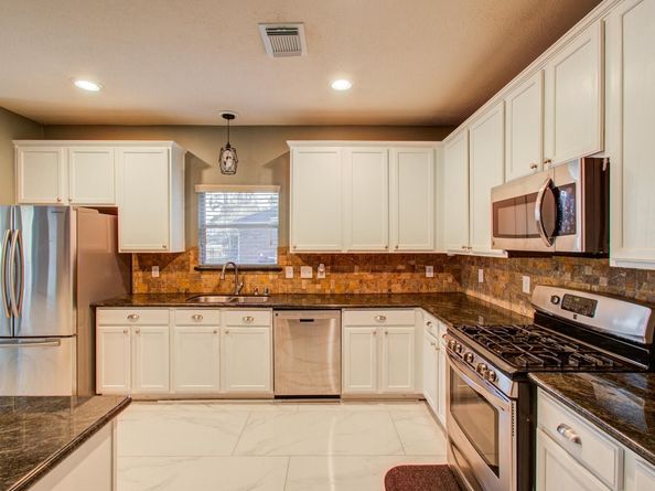 7714 Trophy Place Drive, Humble TX 77346