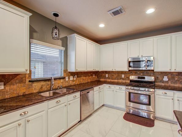 7714 Trophy Place Drive, Humble TX 77346