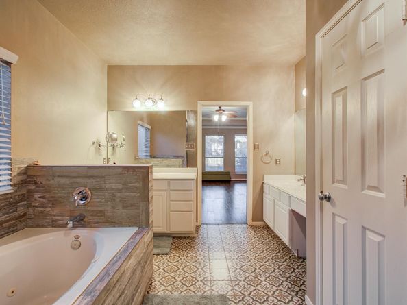 7714 Trophy Place Drive, Humble TX 77346