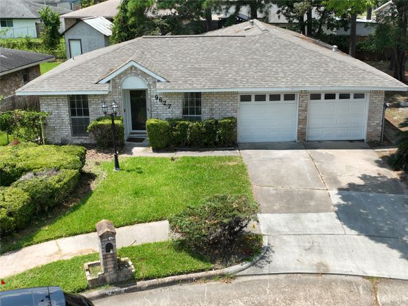9627 Glenwood Forest Drive, Houston TX 77078