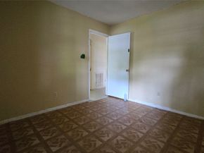 10907 Sharpview Drive, Houston TX 77072