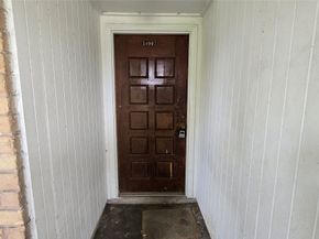 10907 Sharpview Drive, Houston TX 77072