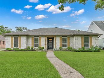 2806 Triway Lane