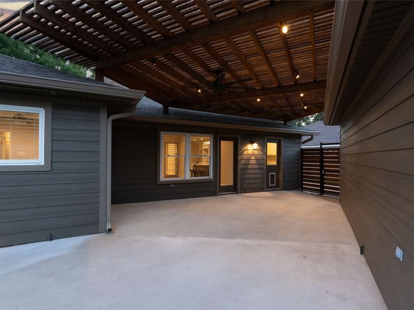 2806 Triway Lane, Houston TX 77043