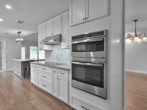 2806 Triway Lane, Houston TX 77043