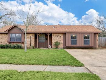 10207 Rambling Trail