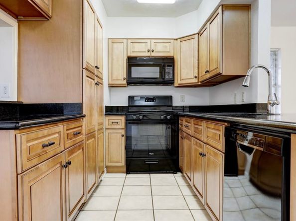 10207 Rambling Trail, Houston TX 77089