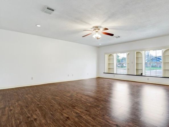 10207 Rambling Trail, Houston TX 77089