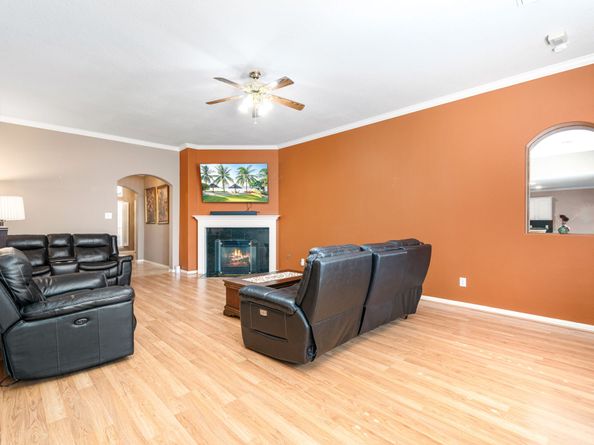 18219 Noble Forest Drive, Humble TX 77346