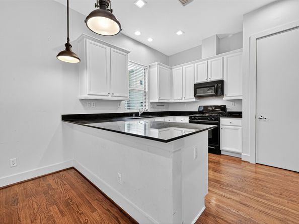 918 Lester Street, Houston TX 77007