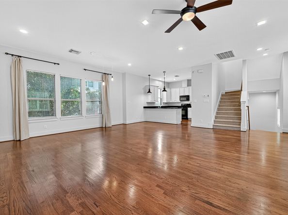 918 Lester Street, Houston TX 77007