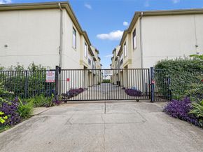 918 Lester Street, Houston TX 77007