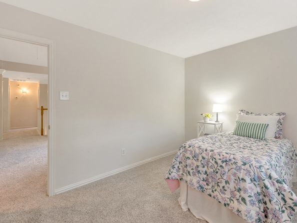 135 S Bluff Creek Circle, The Woodlands TX 77382