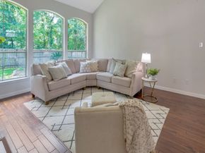 135 S Bluff Creek Circle, The Woodlands TX 77382
