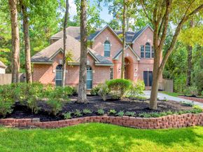 135 S Bluff Creek Circle, The Woodlands TX 77382
