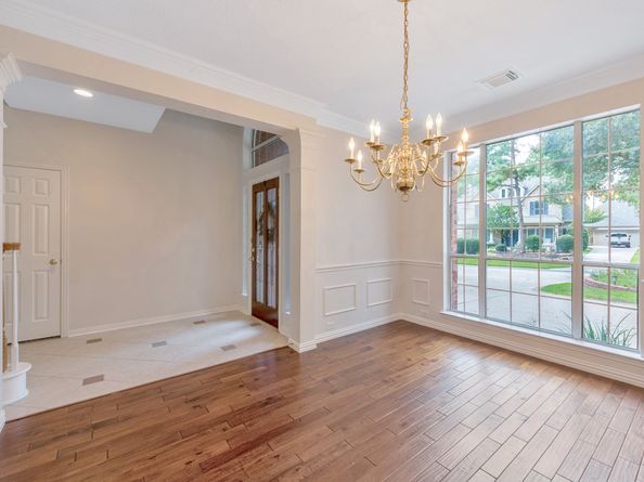 135 S Bluff Creek Circle, The Woodlands TX 77382