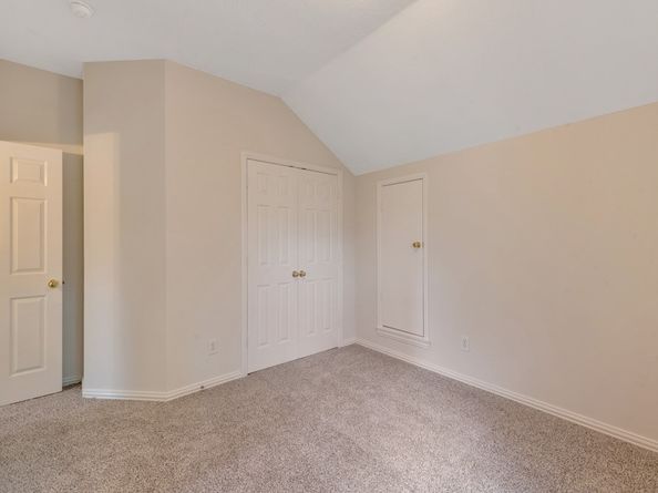 135 S Bluff Creek Circle, The Woodlands TX 77382