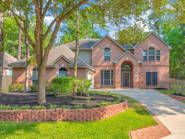 135 S Bluff Creek Circle, The Woodlands TX 77382