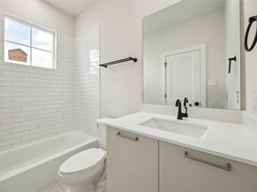 3907B Tulane Street, Houston TX 77018