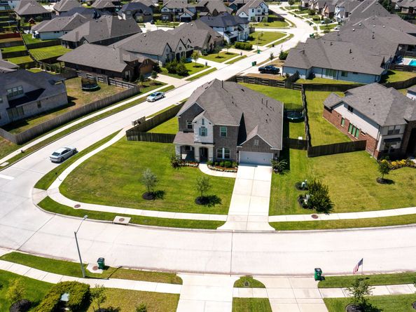 32457 Soaring Willow Way, Conroe TX 77385