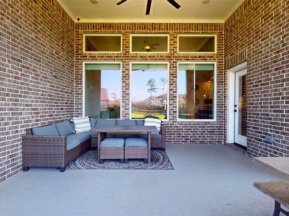 32457 Soaring Willow Way, Conroe TX 77385