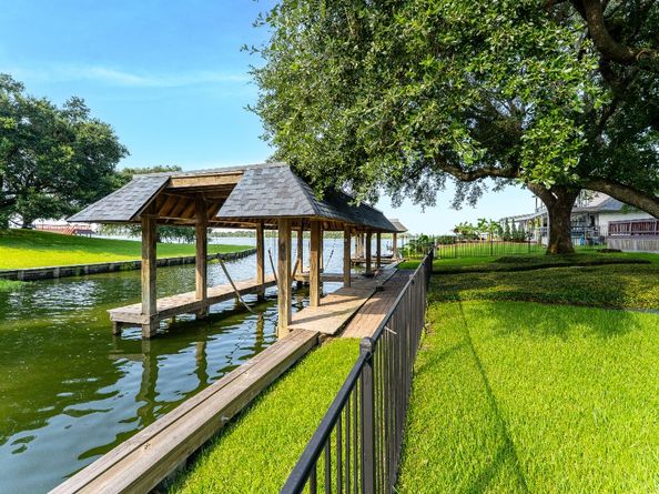 8311 Amber Cove Drive, Houston TX 77346