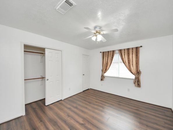 3138 Waters View Drive, Sugar Land TX 77478