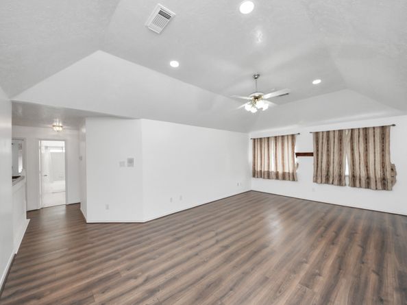 3138 Waters View Drive, Sugar Land TX 77478