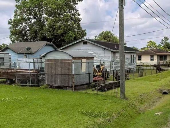 1301 Boulder Street, Houston TX 77012