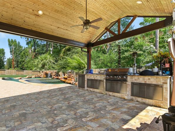 5303 Handbrook Drive, Houston TX 77069