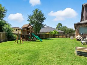 5303 Handbrook Drive, Houston TX 77069
