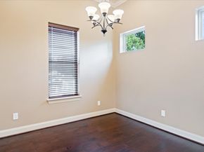 1516 Amundsen Street, Houston TX 77009