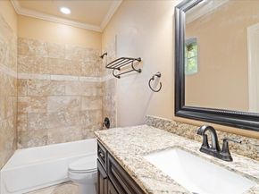 1516 Amundsen Street, Houston TX 77009