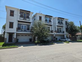 1516 Amundsen Street, Houston TX 77009