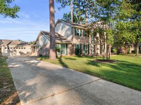 13718 Balmore Circle, Houston TX 77069