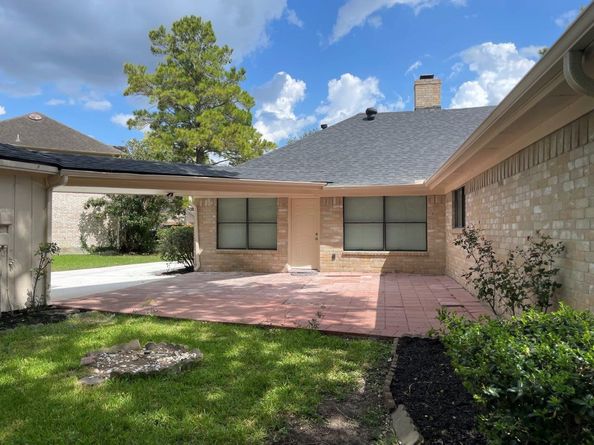 2806 Hollow Creek Drive, Houston TX 77082
