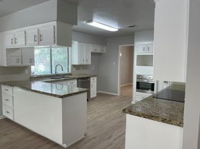 2806 Hollow Creek Drive, Houston TX 77082