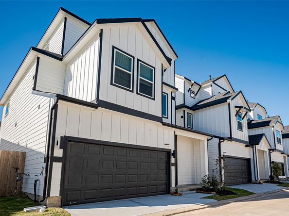 8928 Grovner Place, Houston TX 77055